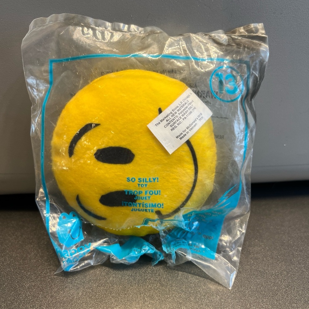 McDonald’s Happy Meal 2016 Emoji Plush Toy Collection (Lot of 7) - Picture 6 of 10